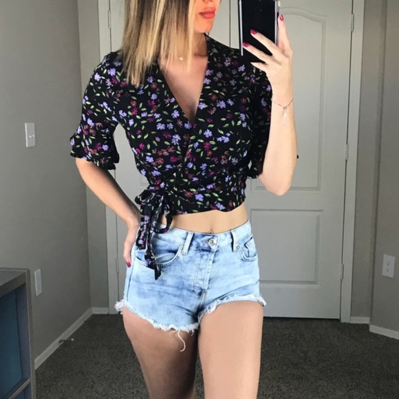Taryn Kay Tops - -Black Floral Wrap Crop-